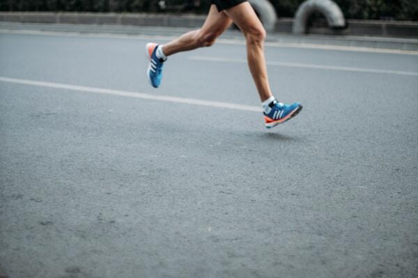 Groupe de coureurs à l'entraînement